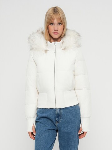 HOLLISTER Winter Jacket in White: front