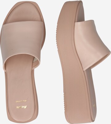 Bata Slipper i beige