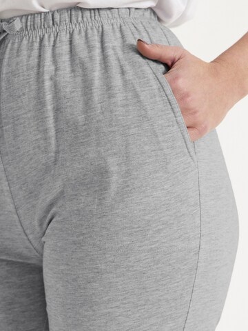 Cellbes of Sweden Tapered Broek in Grijs