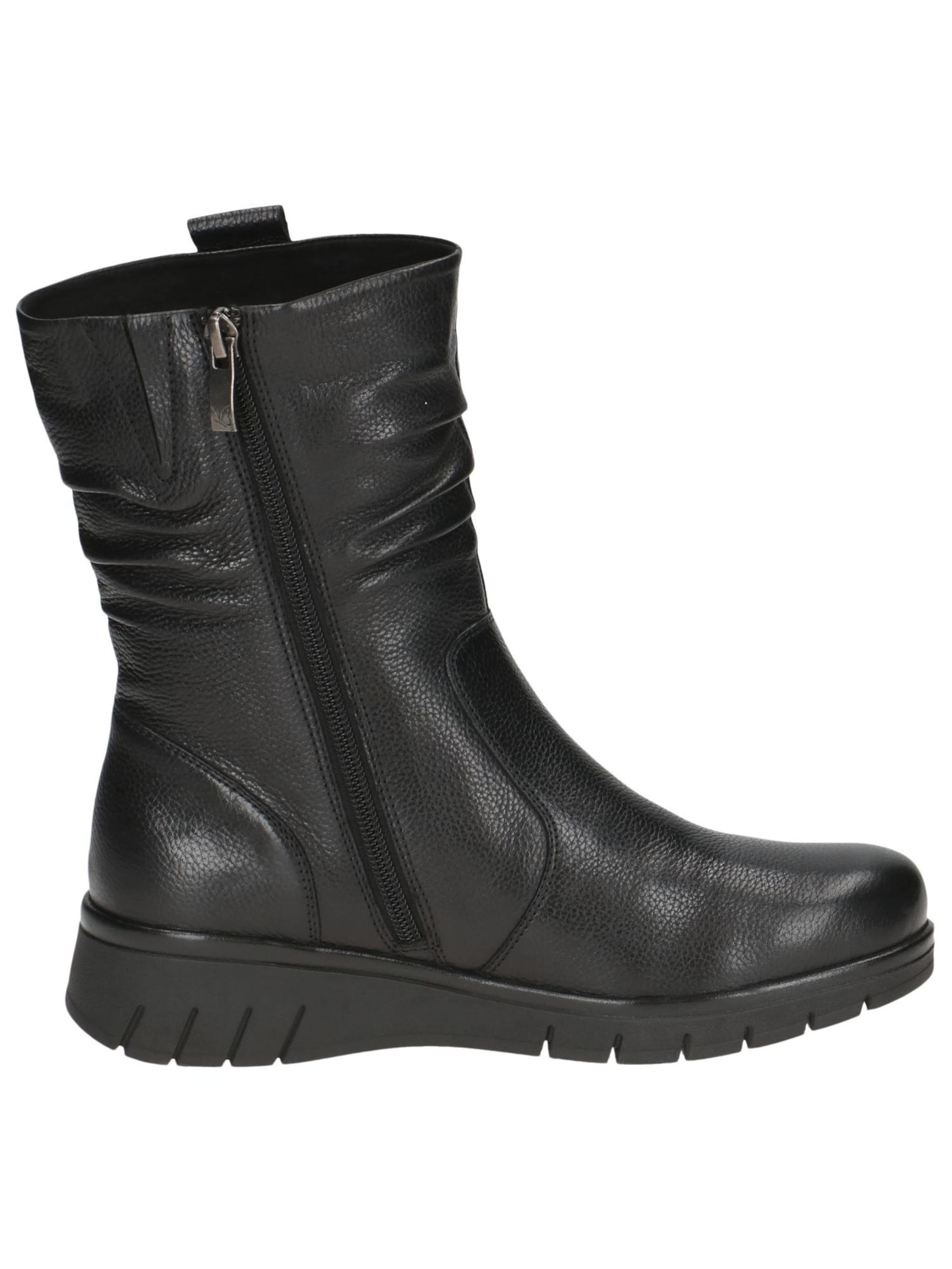 CAPRICE Bootie in Black