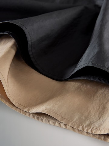 The Set Rock in Beige