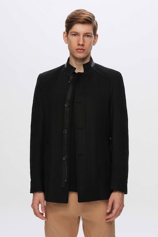 D’S Damat Janker in Schwarz: Vorderseite