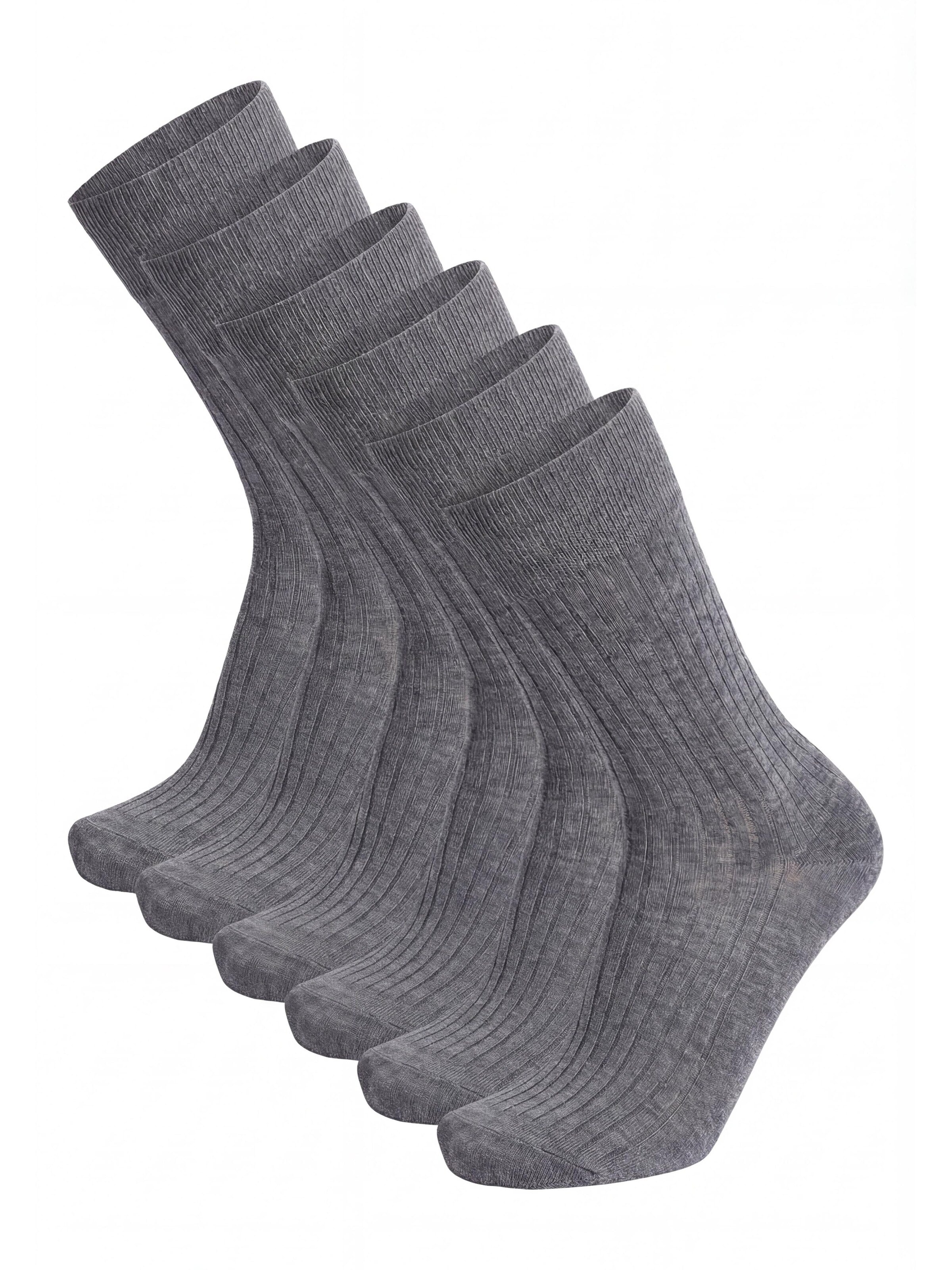 Ciocca Socks in Grey: front