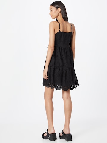 Robe 'Mareen' ABOUT YOU en noir