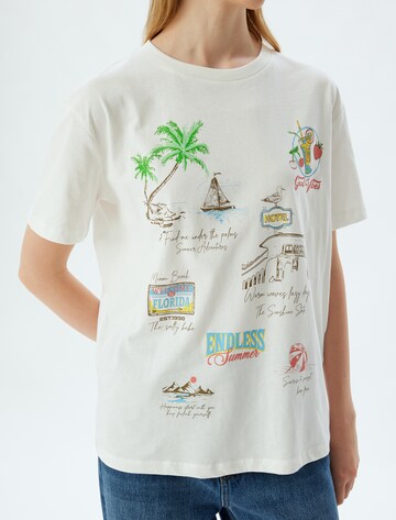 Koton T-Shirt in Beige