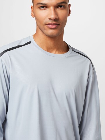 T-Shirt fonctionnel 'Workout Pu-Coated' ADIDAS SPORTSWEAR en gris