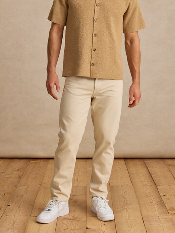 regular Jeans 'Miguel' di DAN FOX APPAREL in bianco: frontale