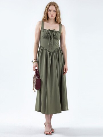 Busem Dress in Green