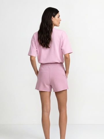 Rich & Royal Regular Shorts in Pink