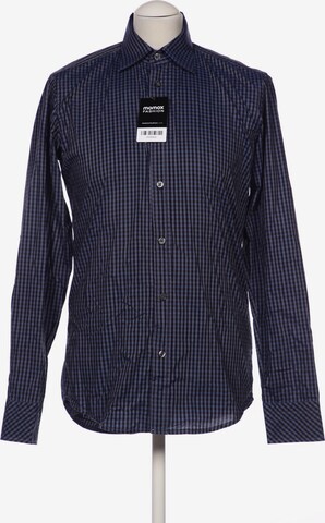 CG CLUB OF GENTS Button Up Shirt in S in Blue: front