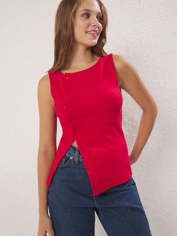 Trendyol Top - Červená: predná strana