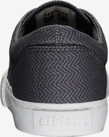 Ethletic Sneaker in Blau