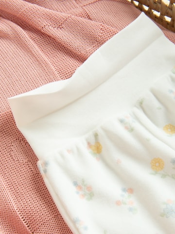 Cool Club - Mono en blanco