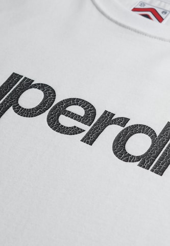 T-Shirt 'Core' Superdry en blanc