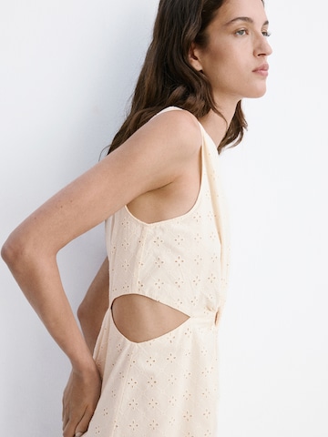 MANGO Mekko 'Flor' värissä beige
