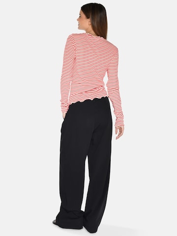 Moves Shirt in Rood