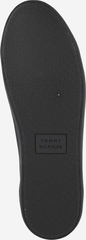 TOMMY HILFIGER Trampki niskie w kolorze czarny