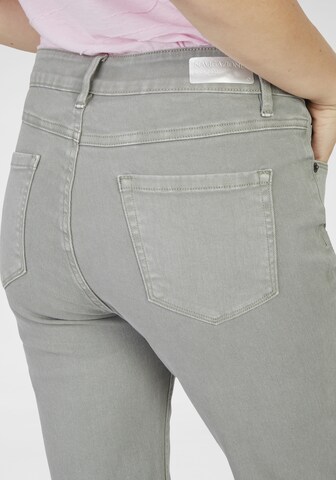 Navigazione Regular Jeans in Grey
