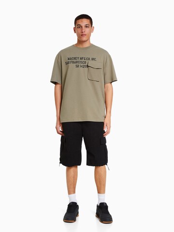 Bershka T-Shirt in Grün