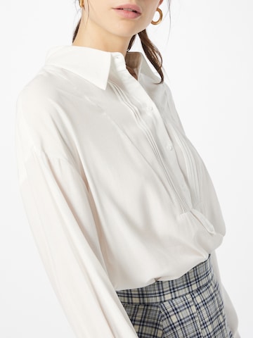 Freequent - Blusa 'JANUARY' en blanco