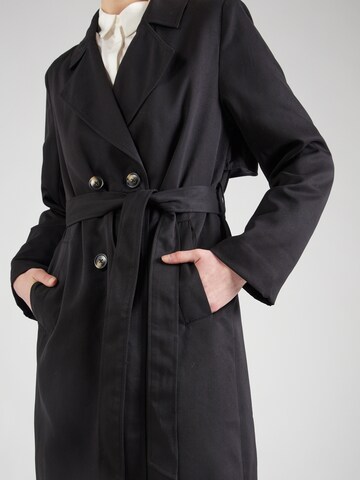 PIECES Ανοιξιάτικο και φθινοπωρινό παλτό 'SCARLETT' σε μαύρο