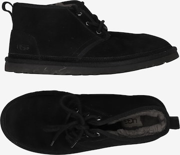 UGG Halbschuh 43 in Schwarz: Vorderseite