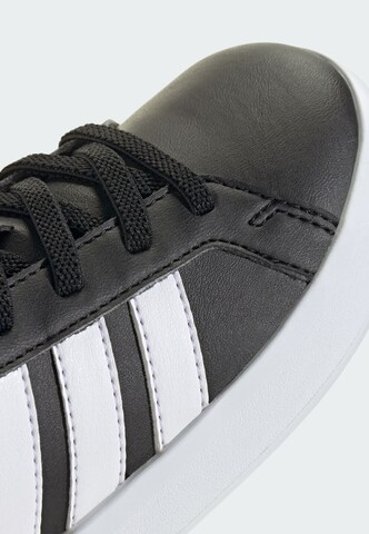 ADIDAS SPORTSWEAR Sneakers 'Grand Court 3.0' in Zwart