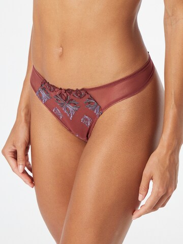 String 'CHAMPS ELYSEES' di Chantelle in rosso: frontale