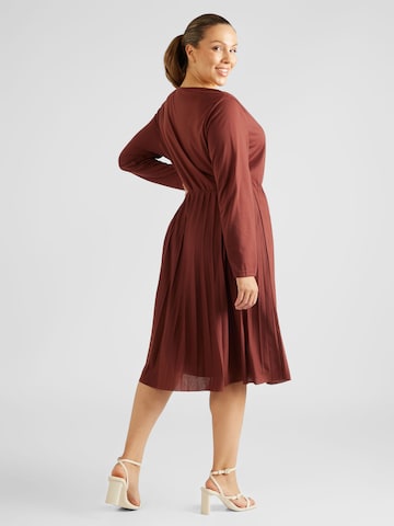 ABOUT YOU Curvy - Vestido 'Cleo Dress' en marrón
