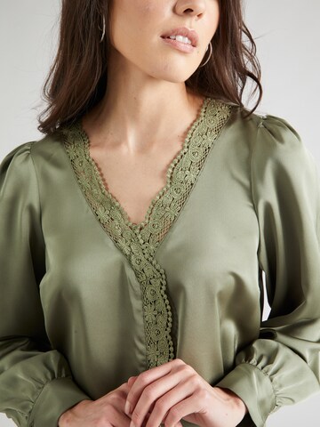 VILA Blouse 'Moni' in Green