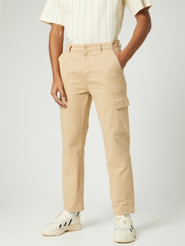 Kosta Williams x About You Regular Cargo trousers in Beige: front