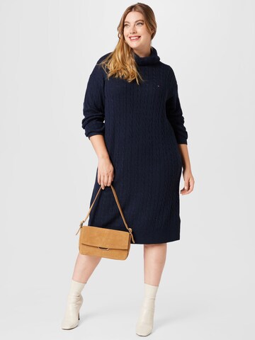 Tommy Hilfiger Curve - Vestido de punto en azul