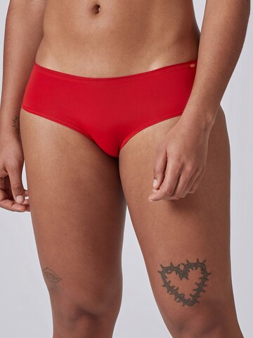 Skiny Panty in Red: front