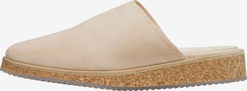 Henry Stevens Mules 'Eva M' in Beige: front