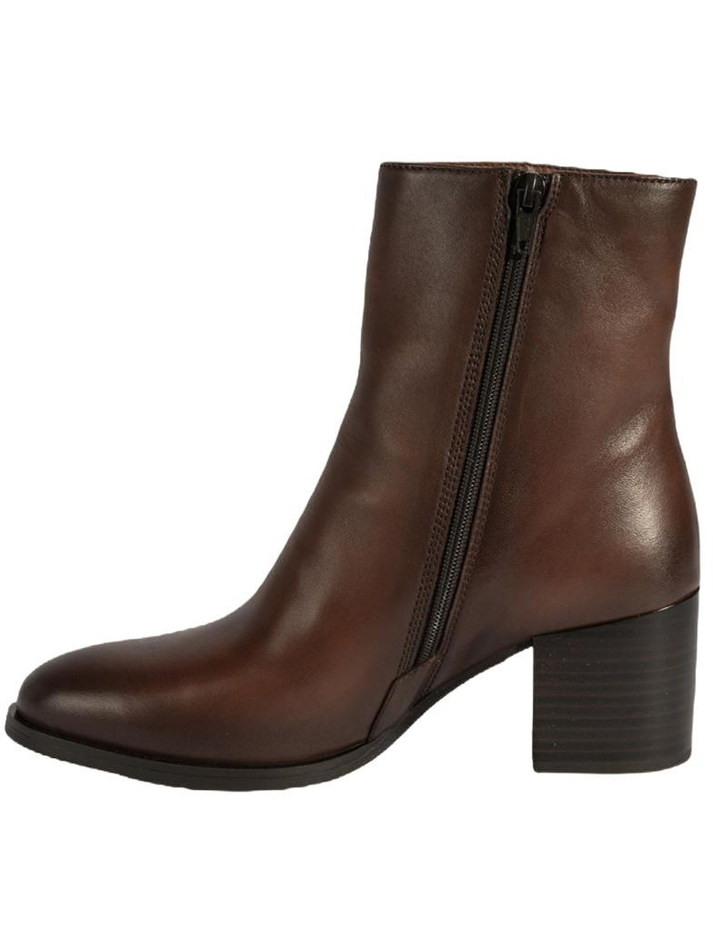 Desa Boots‌ in Braun