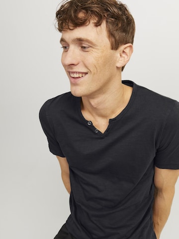 JACK & JONES - Ajuste regular Camiseta 'Split' en negro
