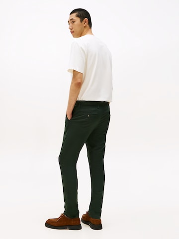 TOMMY HILFIGER Slim fit Trousers in Green