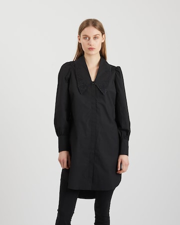 minimum Blouse in Zwart: voorkant