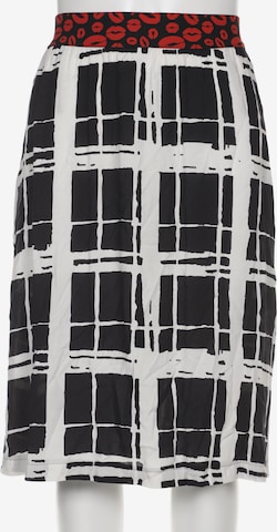 Studio Untold Skirt in 4XL in Black: front