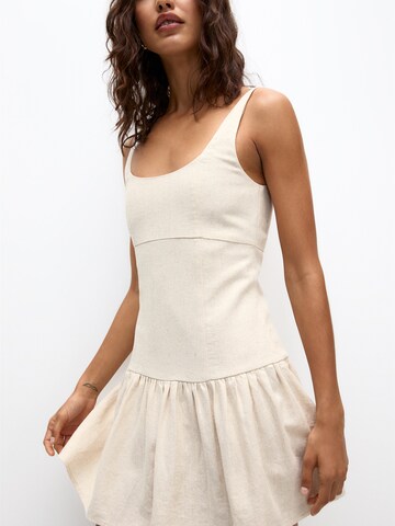 Abito estivo di Pull&Bear in beige