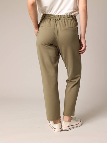 Regular Pantalon Deeluxe en vert