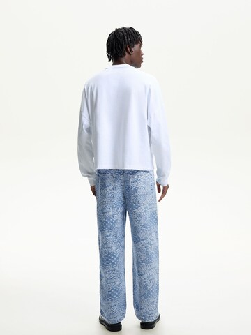 Bershka Voľný strih Džínsy - Modrá