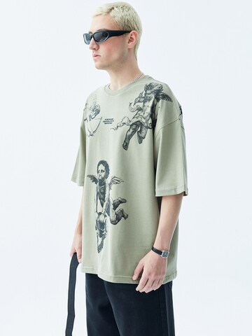 Tricou de la VAMOS CLO pe verde
