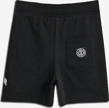 SOMETIME SOON Regular Shorts in Schwarz