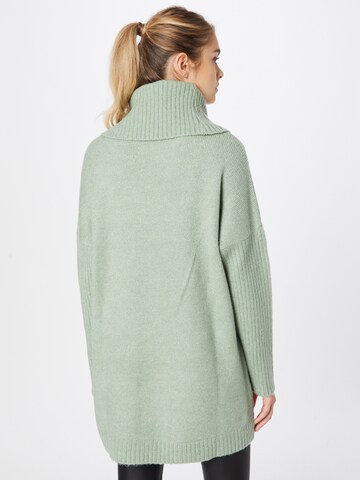 Pull-over oversize 'Franka' ABOUT YOU en vert