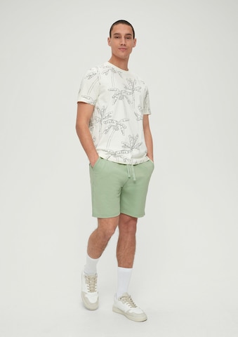 QS Regular Shorts in Grün