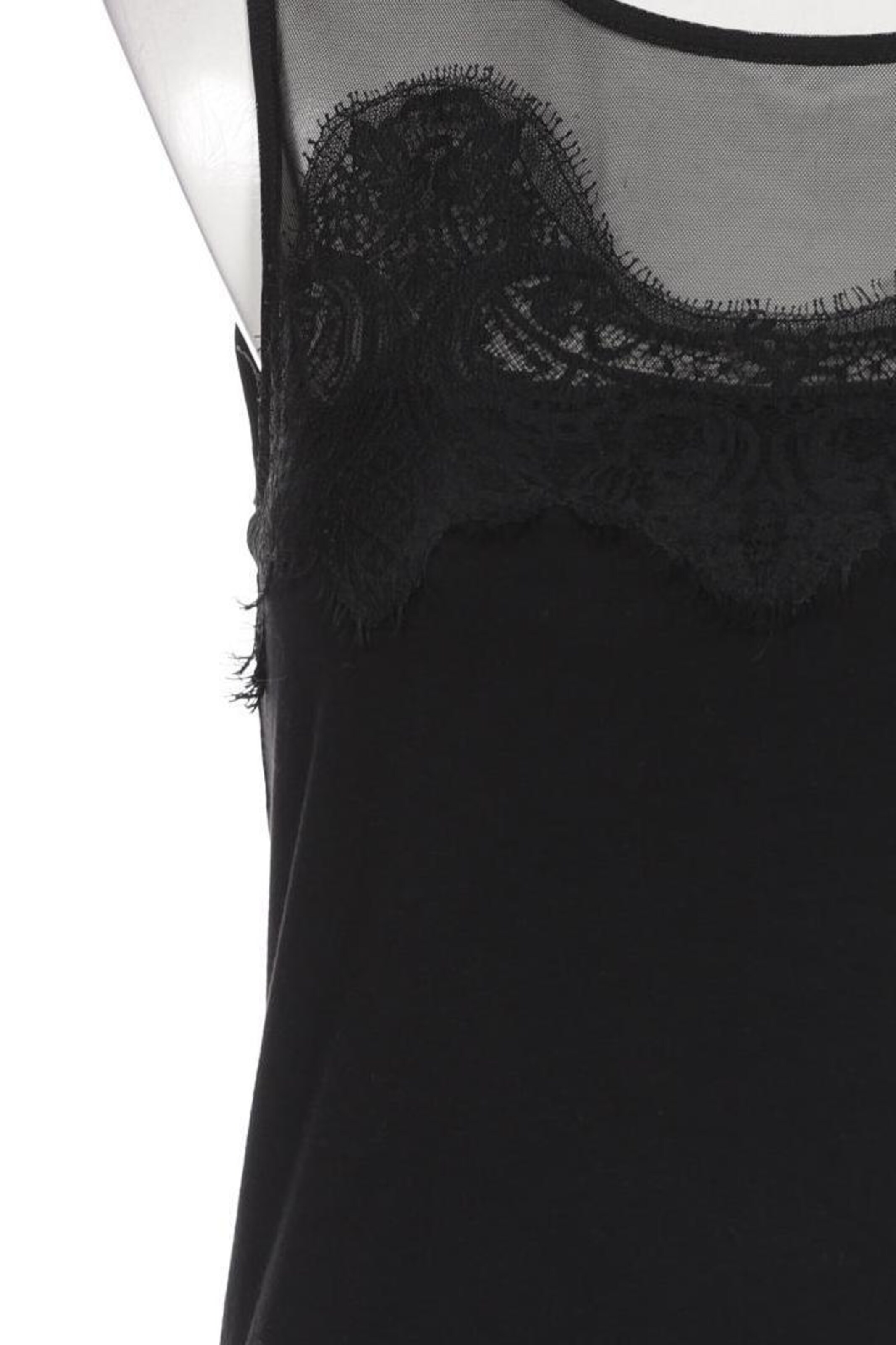 COMMA Top M in Schwarz