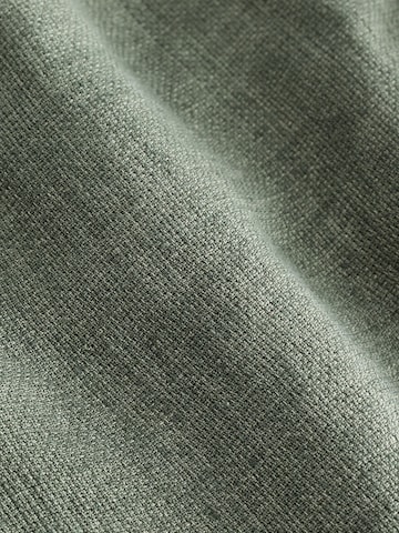 Next Regular Shorts in Grün