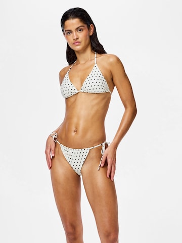 Bas de bikini 'PCBaomi' PIECES en blanc : devant