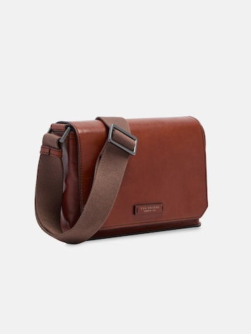 The Bridge Messenger i brun